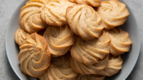 Vanilla Malted Cookies - The Little Epicurean