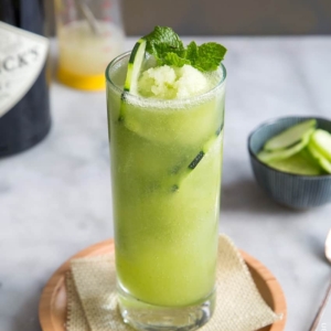 Cucumber Gin and Tonic Floats