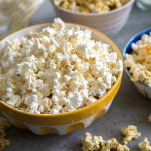 Homemade Microwave Popcorn (with flavor mix-ins)