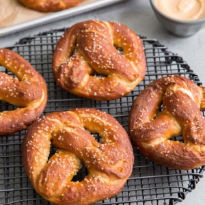 Honey Beer Pretzels