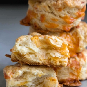 Cheesy Cheddar Biscuits