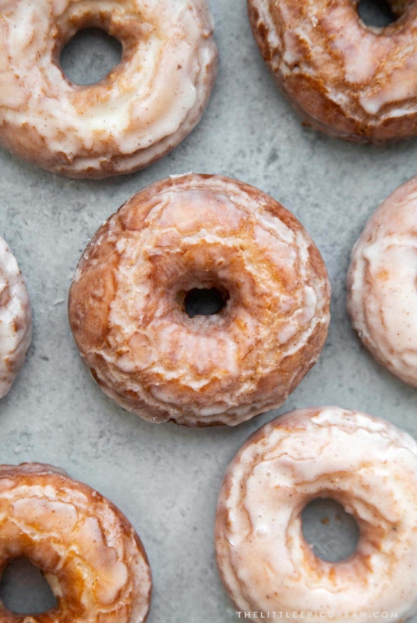 Brown Butter Glazed Old Fashioned Donuts #donuts #oldfashioned #oldfashioneddonuts #brownbutter #doughnuts