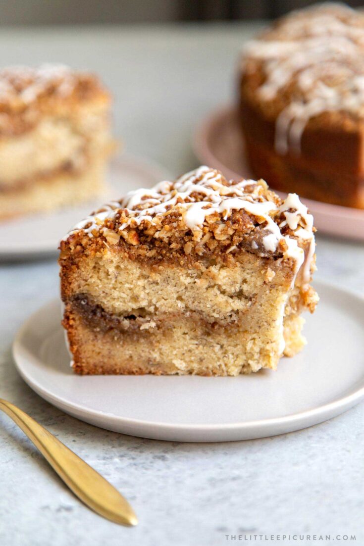 Banana Crumb Cake - The Little Epicurean